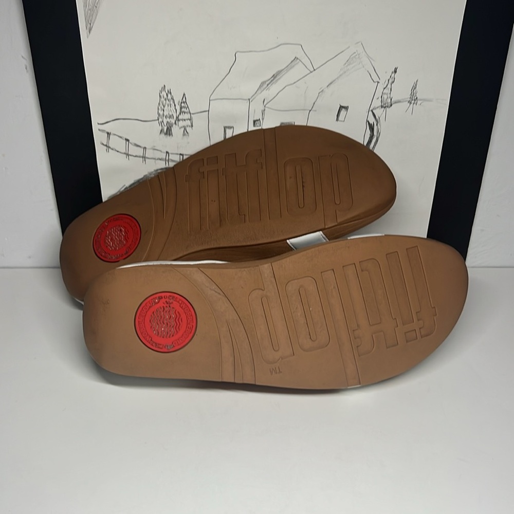 FitFlop Fino Mirror Dome Leather Sandals - Urban White Women’s Size 8 - Picture 14 of 16
